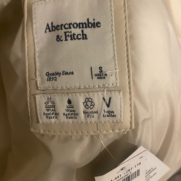 SOLD - Picture 5 of 8